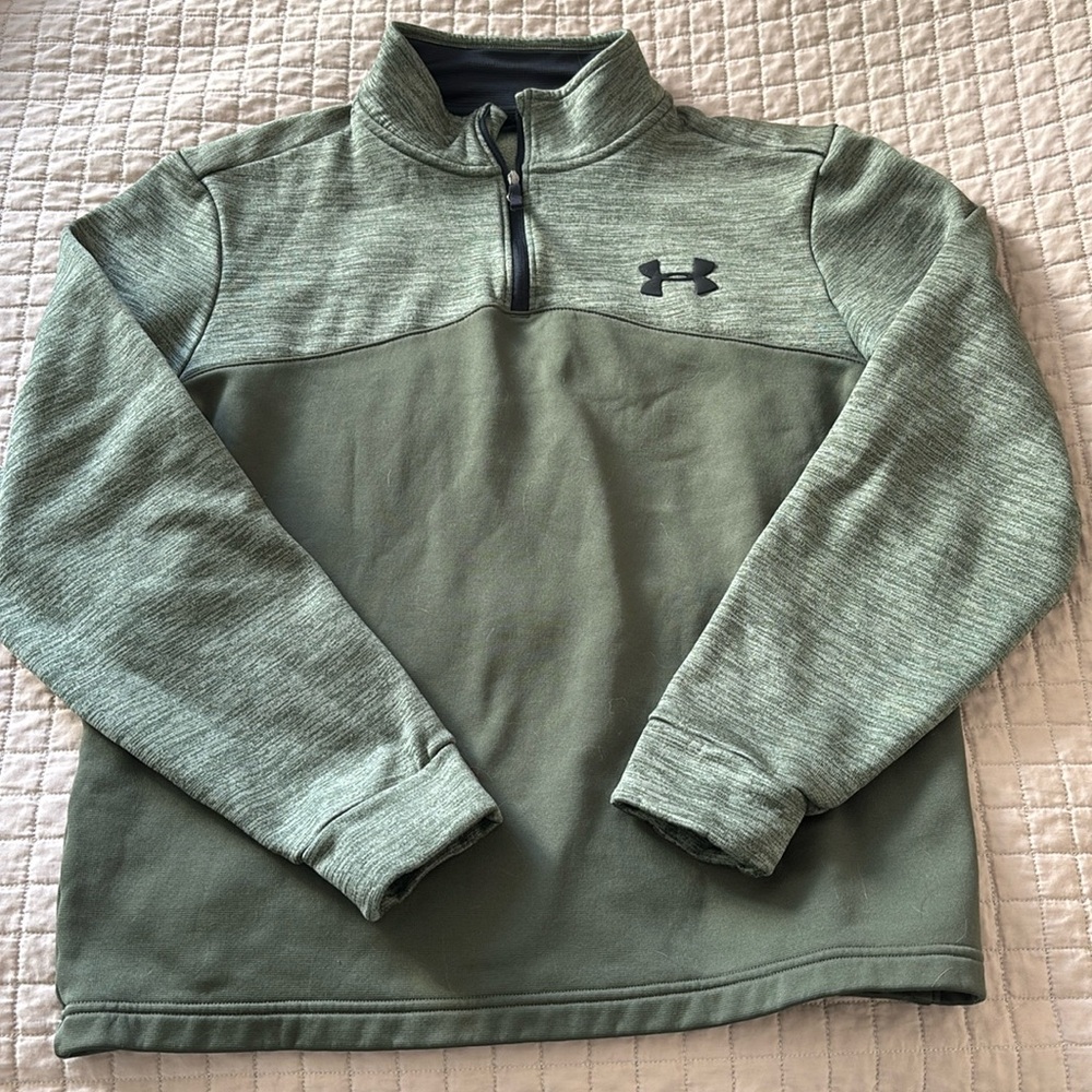 Under Armour men’s quarter-zip sweatshirt (S)